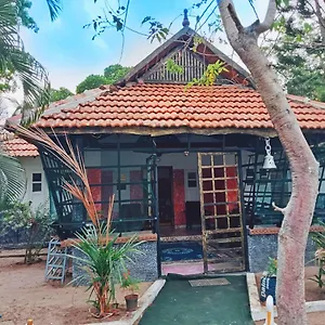 Villa Mangroves, Kochi