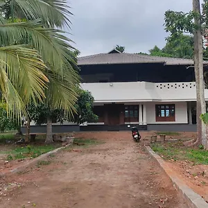 Holiday home Backwater Bay, Kochi